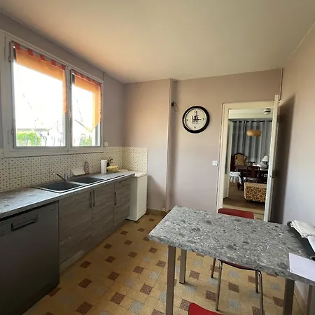 Maison De 3 Proche Centre, Lac Et Plages - Ideal Famille/amis, Calme Et Tout Equipe - Fr-1-648-171 * Hourtin